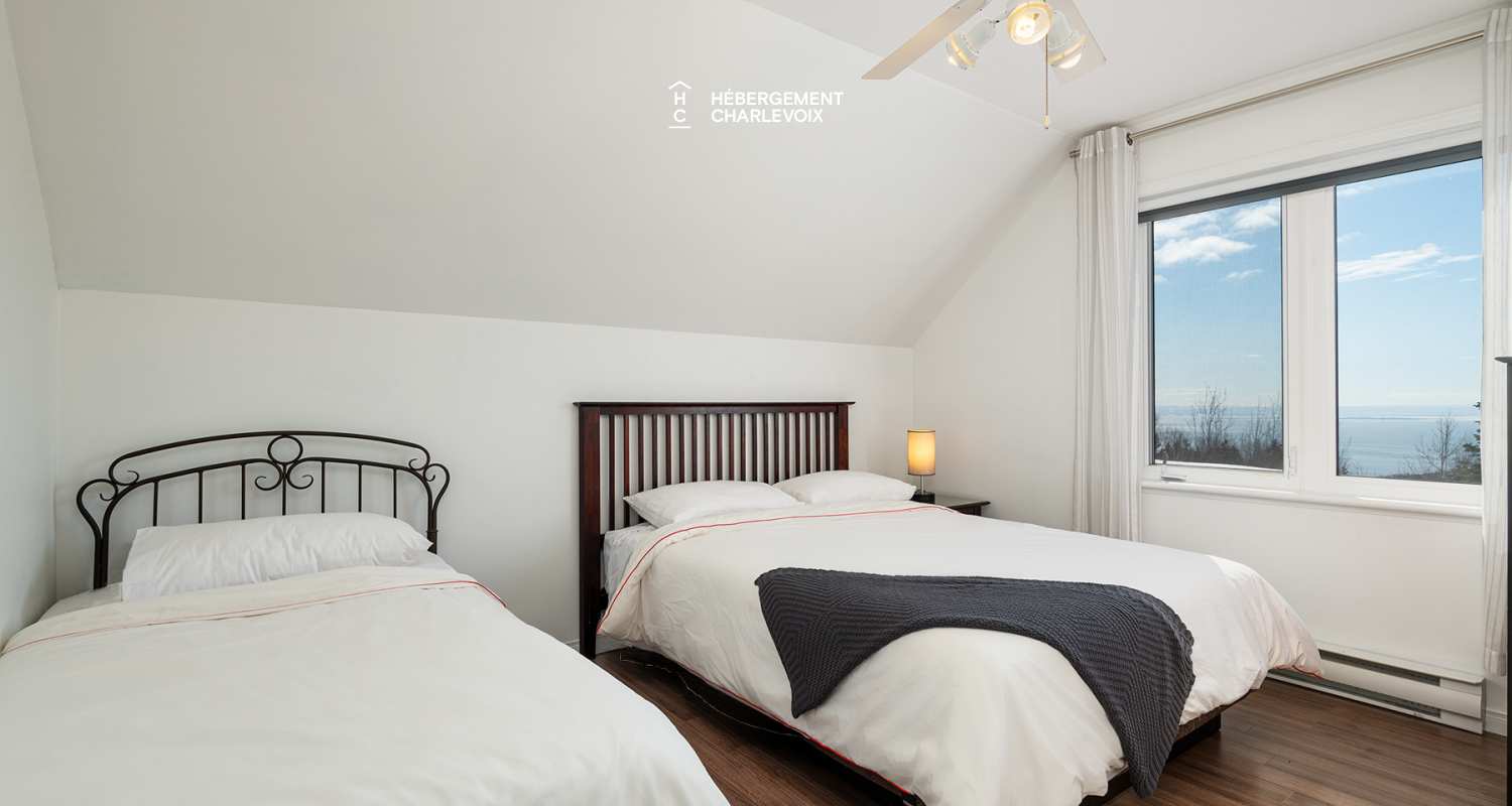 ATM-279 - Inviting Villa with breathaking views: Perfect for gatherings and exploring beautiful Charlevoix!